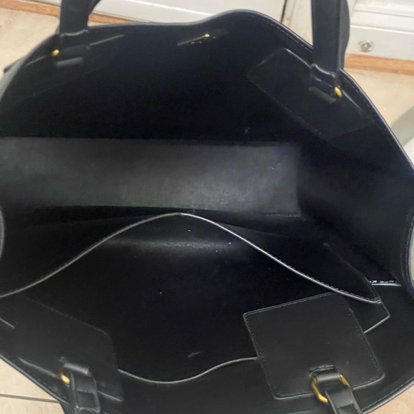 Anne Klein gorgeous new condition long shape bag with Gold-Tone Hardware - Picture 10 of 13